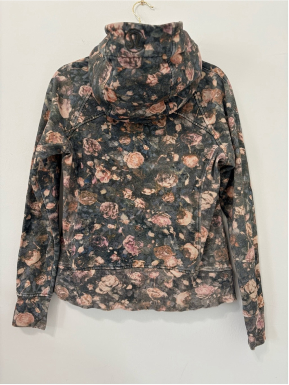 Lululemon Scuba Hoodie Light Cotton Fleece Sz 10 Frosted Rose Multi EUC - Picture 7 of 14